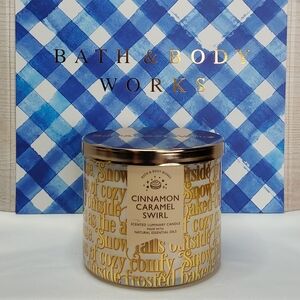 Bath & Body Works Cinnamon Caramel Swirl Candle - Blue and Gold Accents